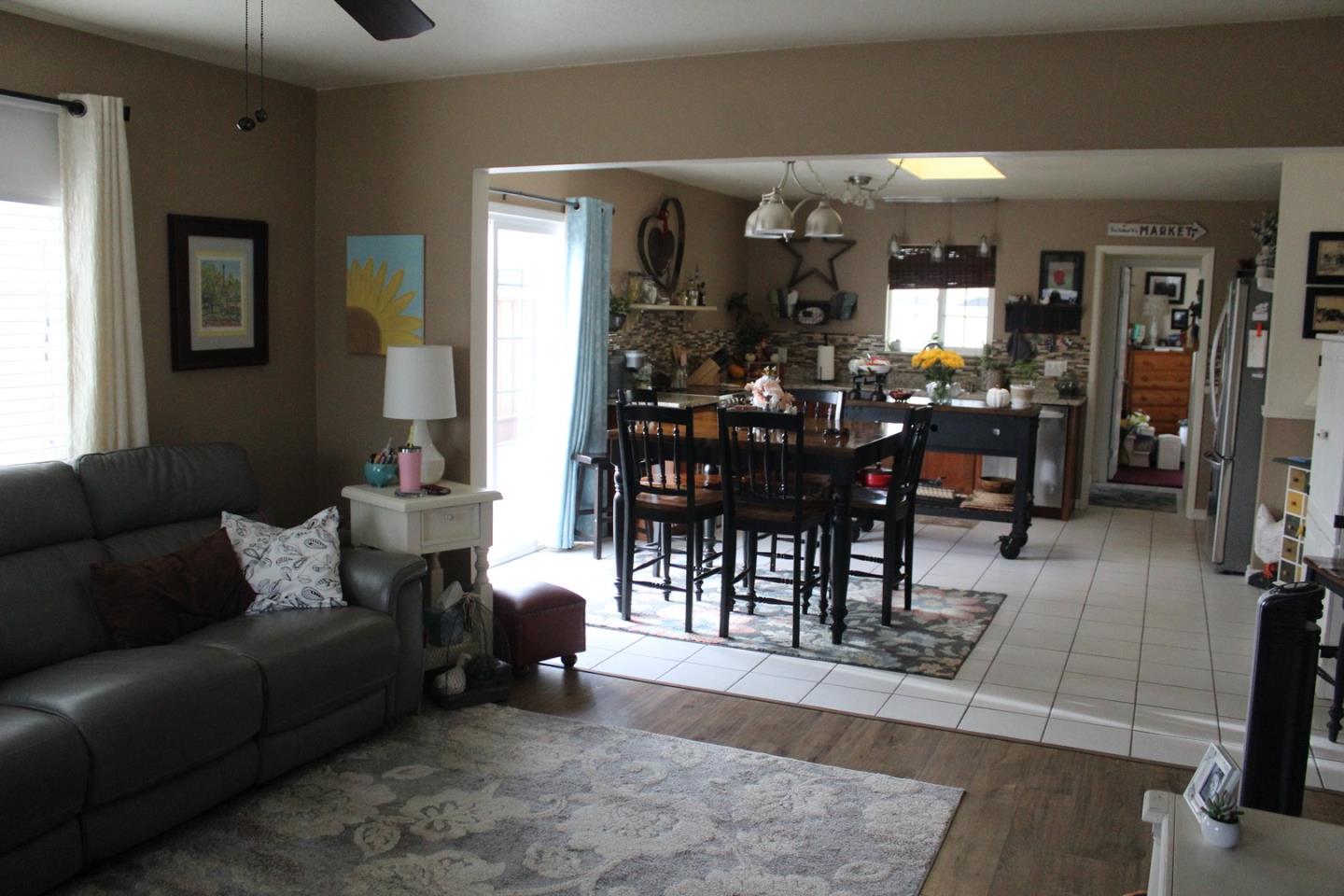 667 Middlefield Road Salinas, CA 93906 - Photo 4 of 25 Gallery Image 4