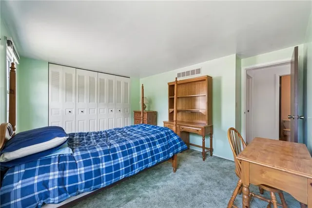 $299,900 | 339 Willow Hedge Drive, Monroeville, PA 15146