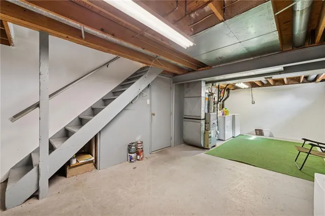 $299,900 | 339 Willow Hedge Drive, Monroeville, PA 15146