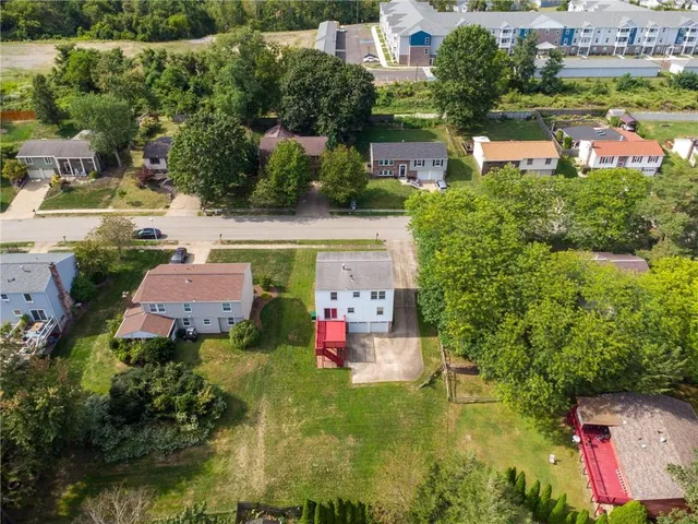 $299,900 | 339 Willow Hedge Drive, Monroeville, PA 15146