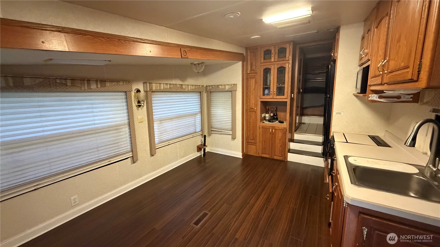 2061 Exit Road Maple Falls, WA 98266 - Photo 14 of 27 Gallery Image 14