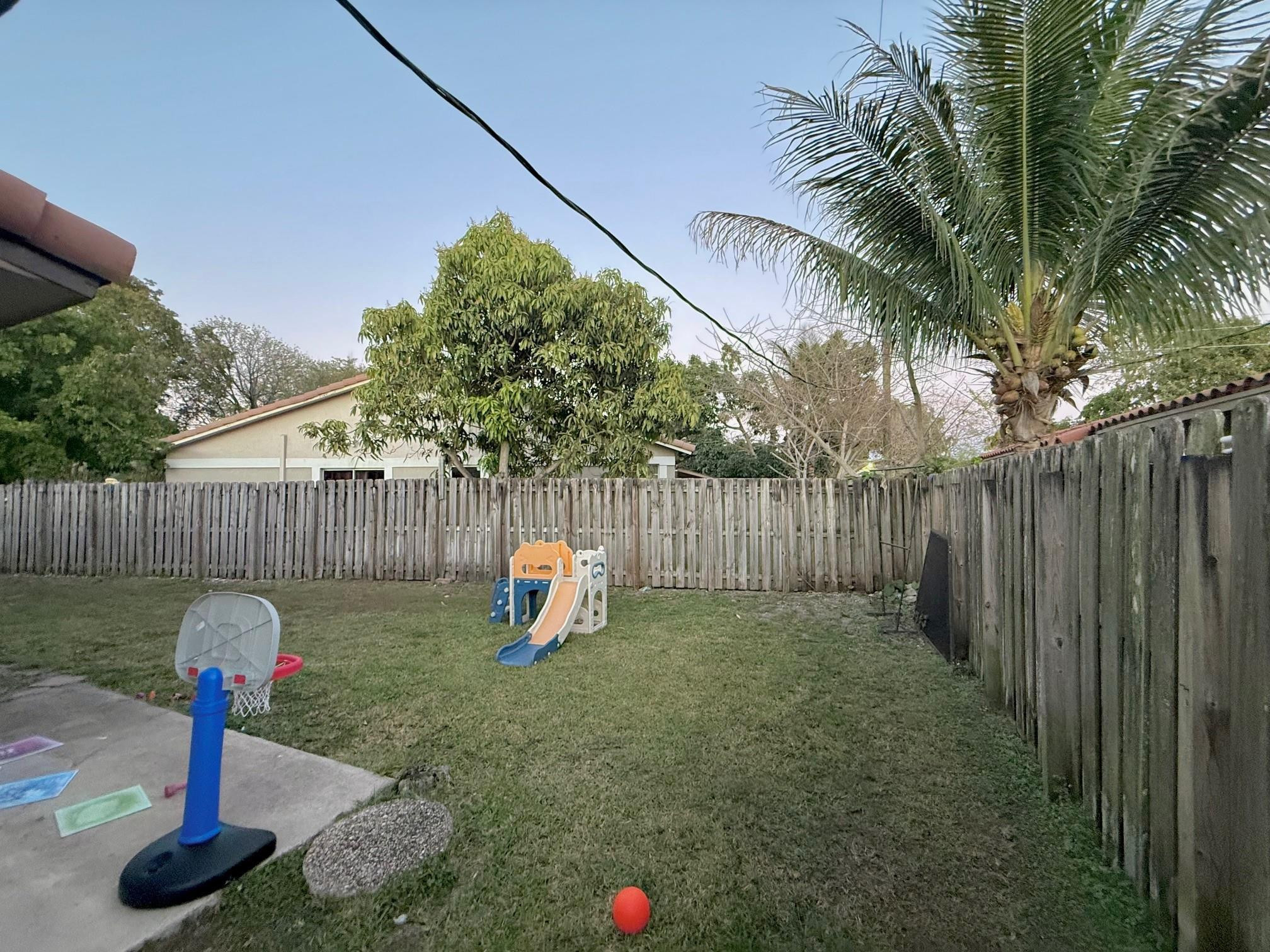 4117 Riverside Drive Coral Springs, FL 33065 - Photo 13 of 31 Photo 13