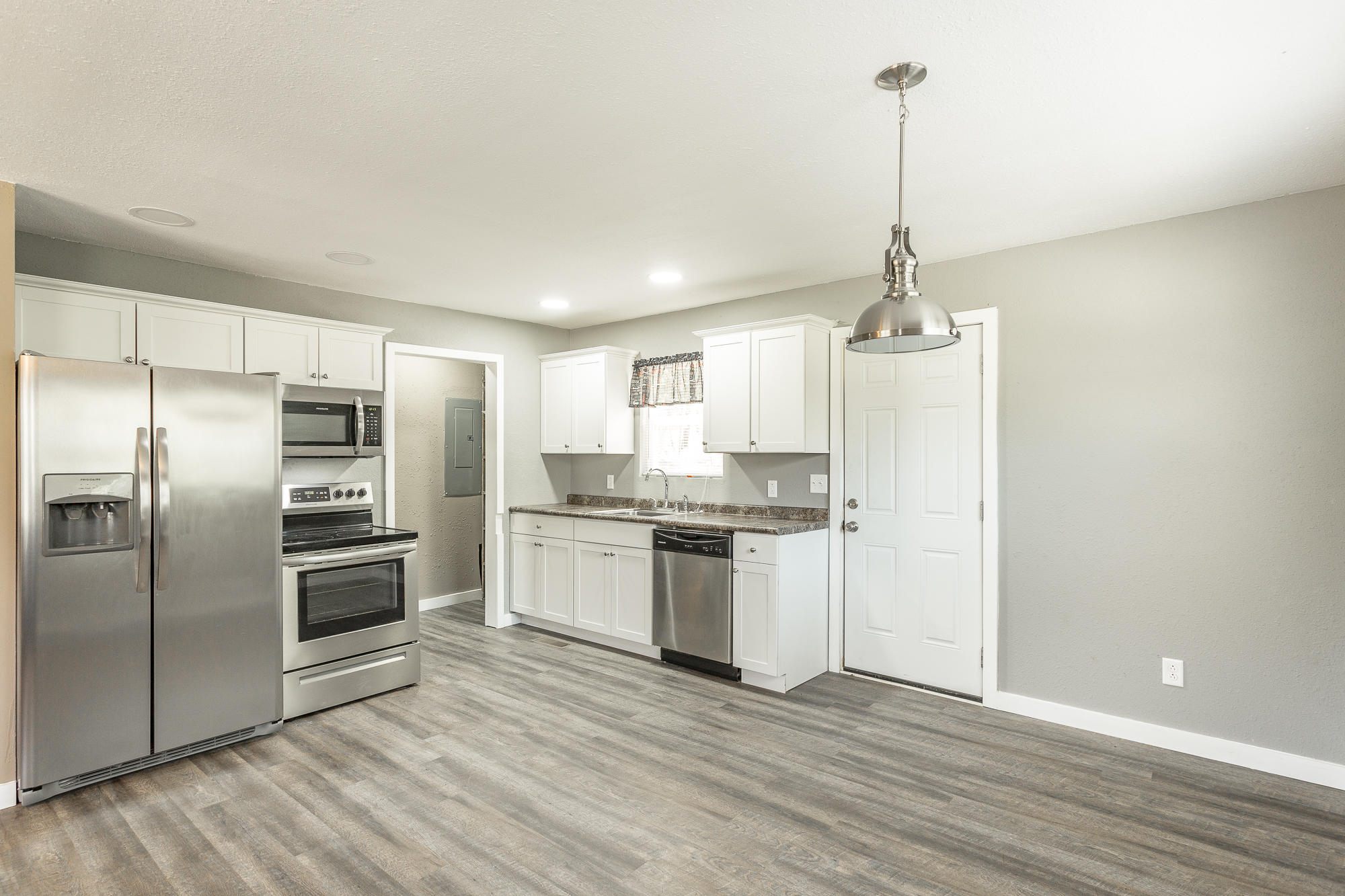 533 Deerfield Road Chickamauga, GA 30707 - Photo 11 of 30 533 Deerfield Road-17