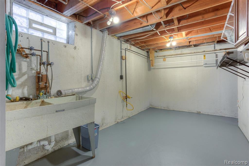 35115 West 13 Mile Road Farmington Hills, MI 48331 - Photo 47 of 50