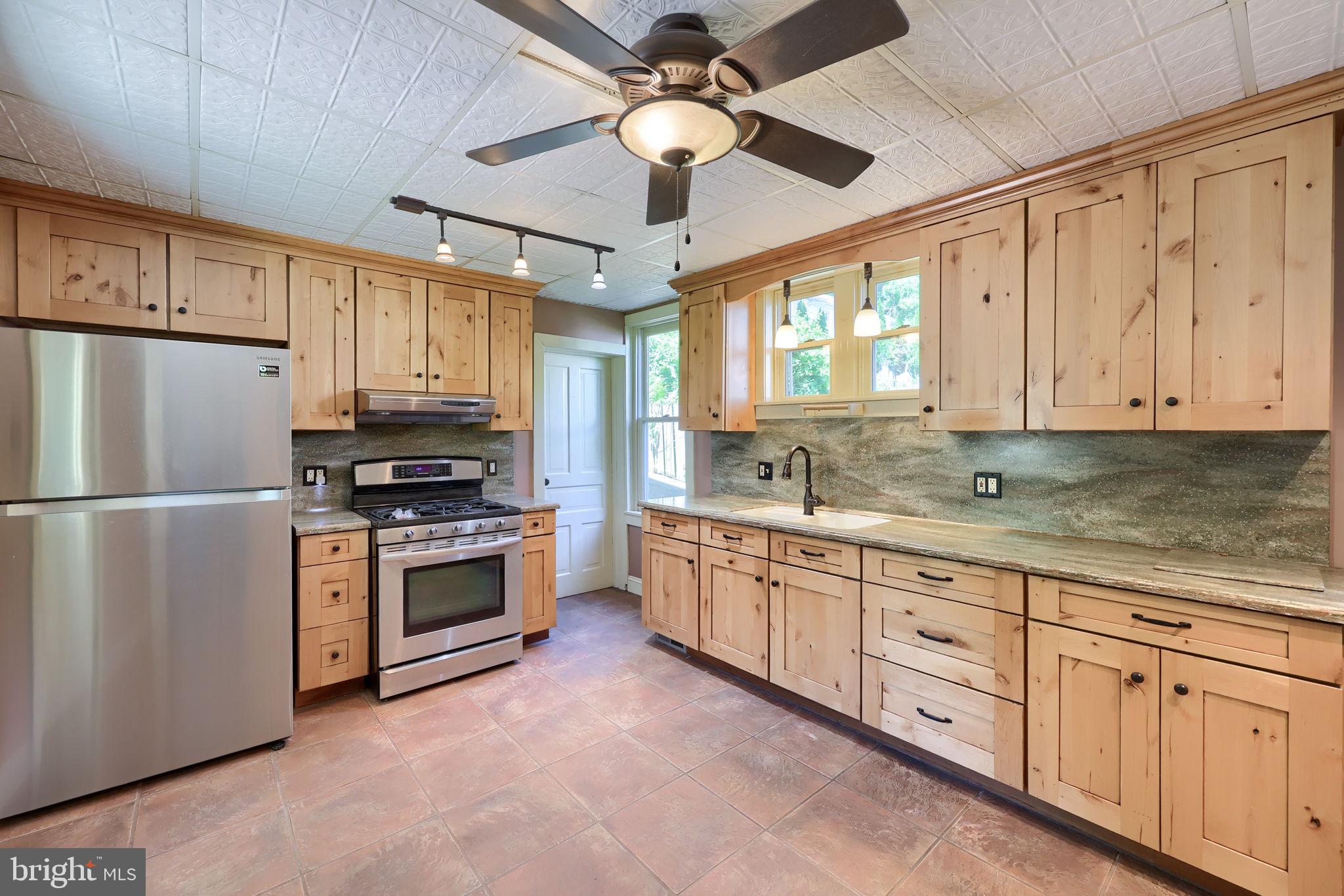 820 Friedensburg Road Reading, PA 19606 - Photo 22 of 39