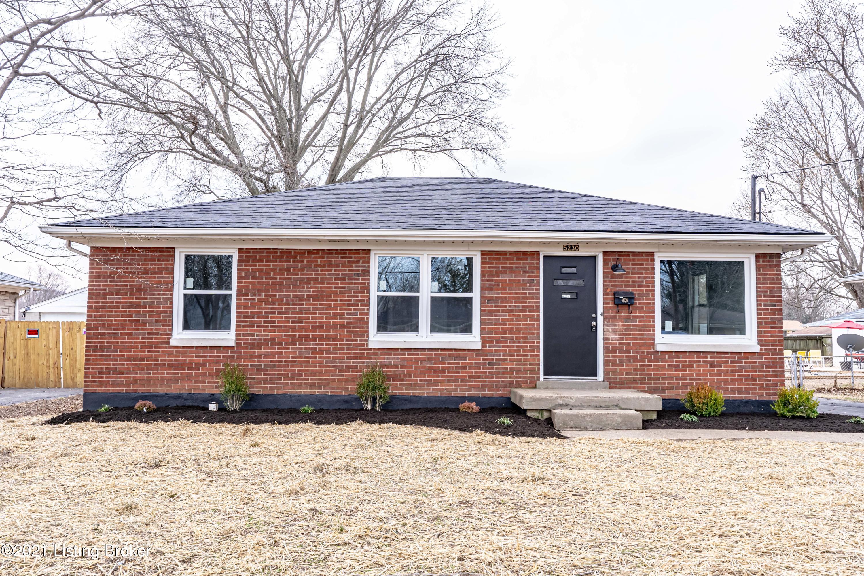 5230 Maryman Road Louisville, KY 40258 - Photo 4 of 55 DSC09799