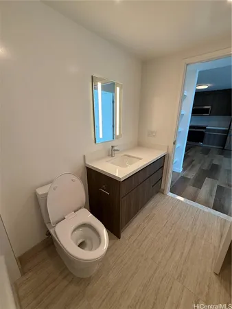 $3,800 | 1500 Rycroft Street, Unit 2607R, Honolulu, HI 96814