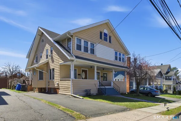 $459,900 | 137 Linnmoore Street, Hartford, CT 06114