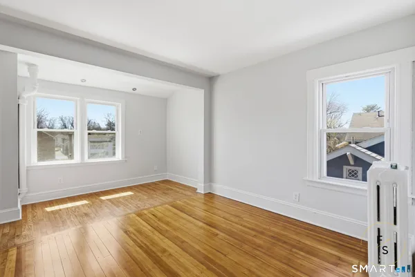 $459,900 | 137 Linnmoore Street, Hartford, CT 06114