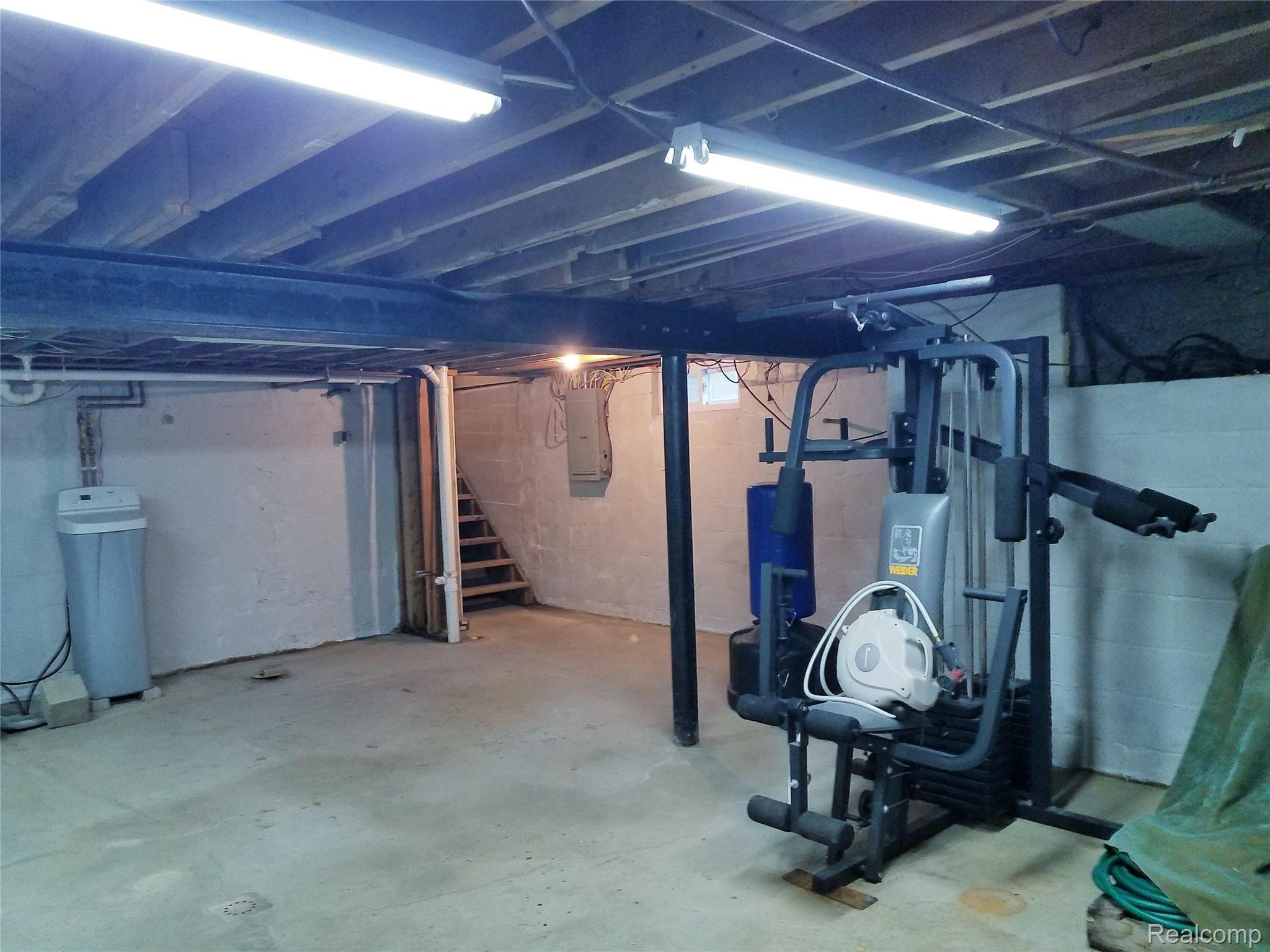 3211 North Belsay Road Flint, MI 48506 - Photo 61 of 62 Basement. plumbed for a bar & 1/2 bathjpg