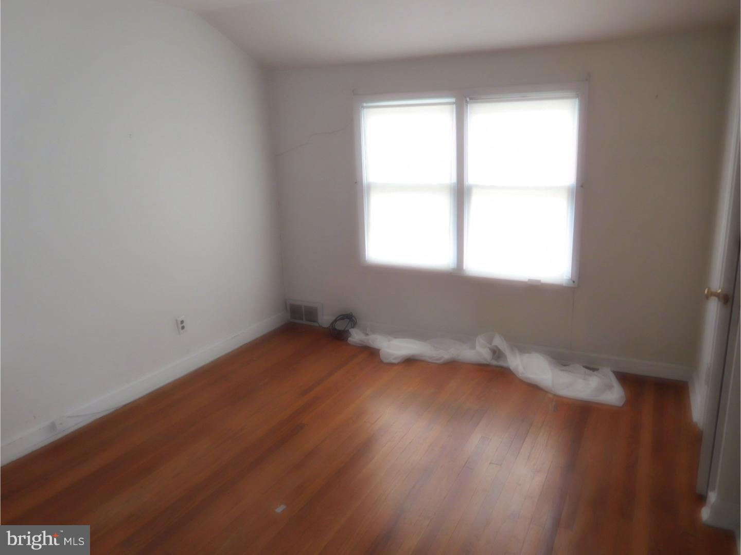 334 West Chelton Road Brookhaven, PA 19015 - Photo 6 of 19 Gallery Image 6