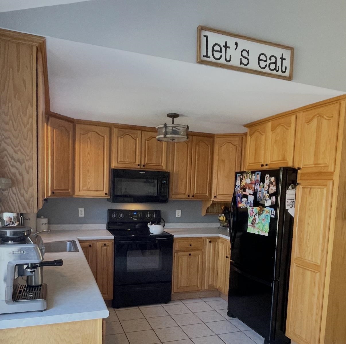 29 Sherburne Street Manchester, NH 03104 - Photo 5 of 11