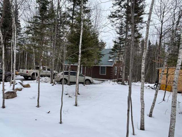 $290,000 | 59 Twin Oaks Drive, St. Albans, ME 04971