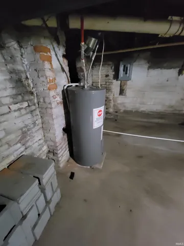 $100,000 | 1217 Michigan Avenue, Fort Wayne, IN 46802