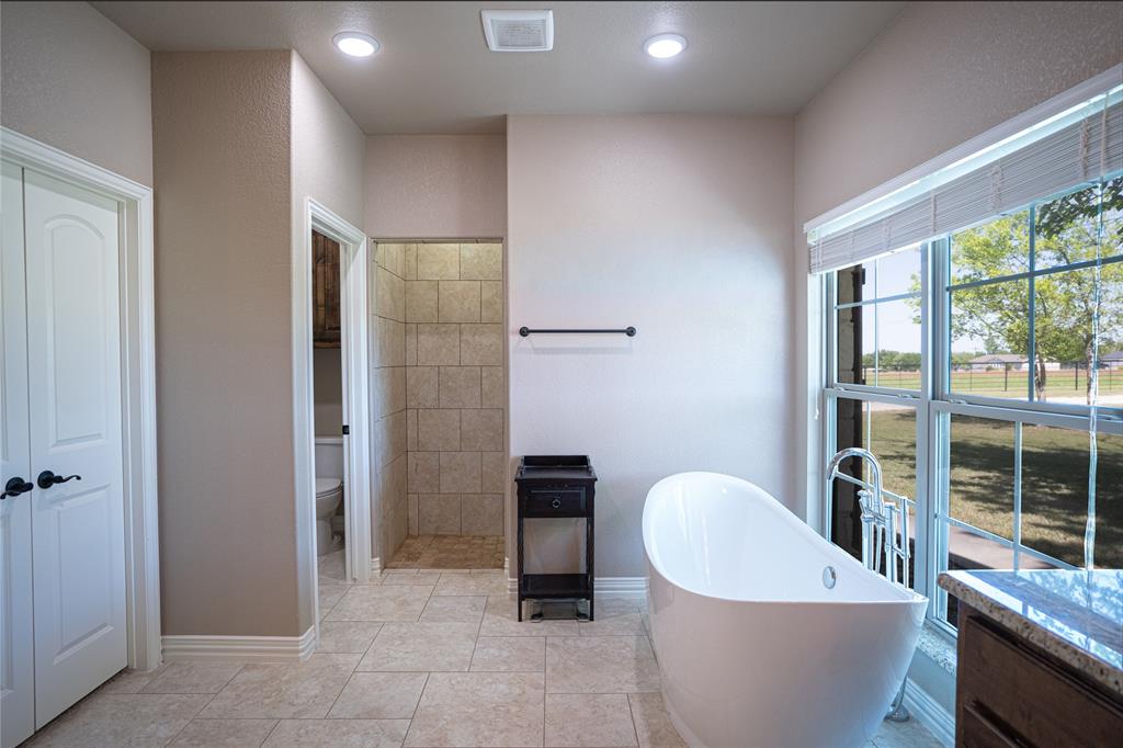 143 North Fm 730 Decatur, TX 76234 - Photo 7 of 17