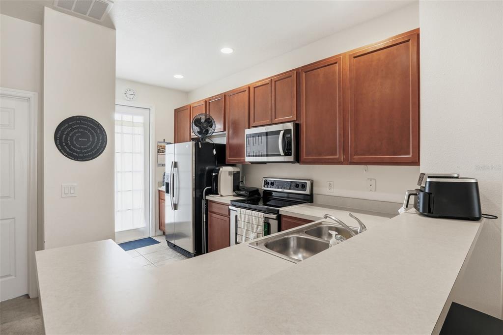 11733 Fitzgerald Butler Road Orlando, FL 32836 - Photo 6 of 36 Gallery Image 6