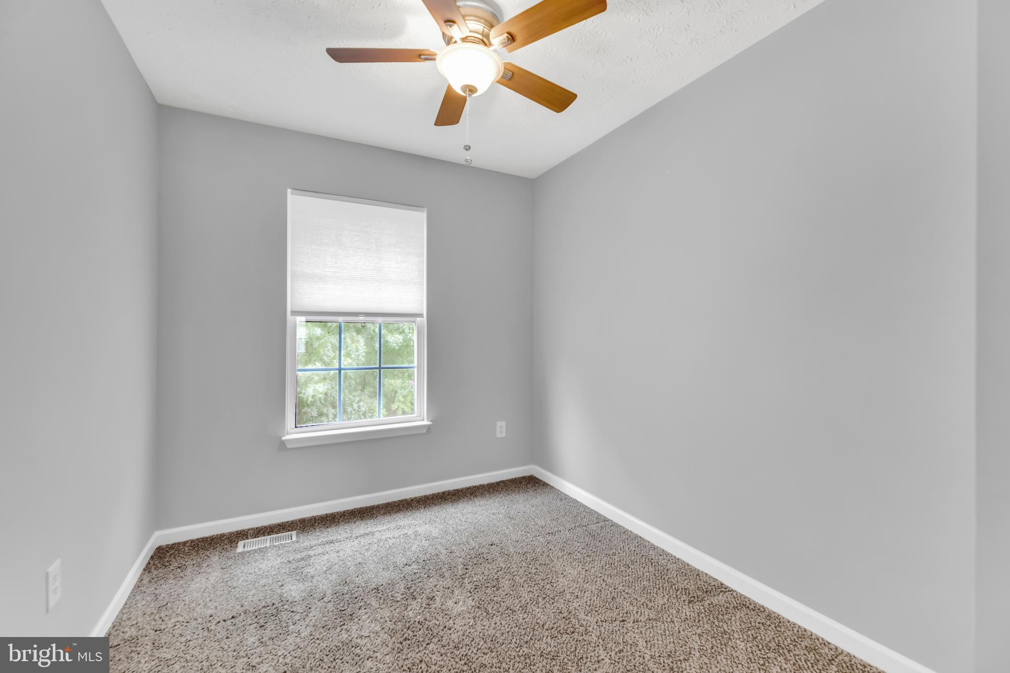 2013 Hackberry Road Baltimore, MD 21221 - Photo 15 of 29