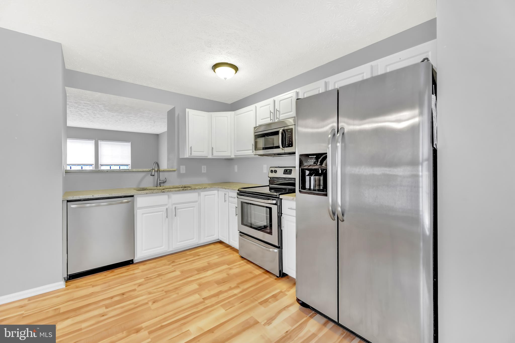 2013 Hackberry Road Baltimore, MD 21221 - Photo 4 of 29