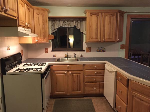 49 Lupine Road, Unit 6 Andover, MA 01810 - Photo 3 of 21 Gallery Image 3