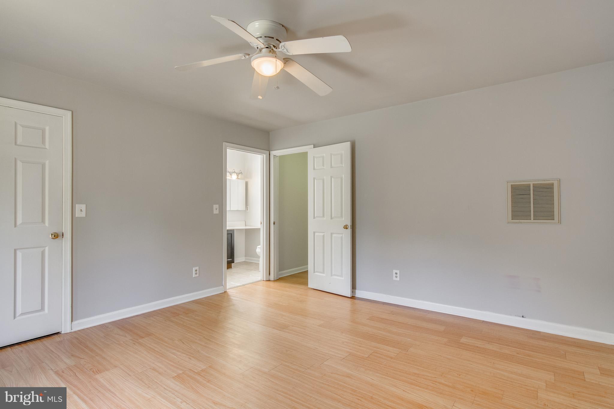900 Brooke Road Fredericksburg, VA 22405 - Photo 19 of 30 Interior (General)