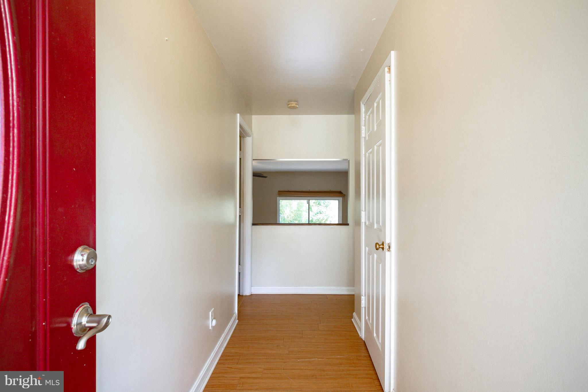 900 Brooke Road Fredericksburg, VA 22405 - Photo 3 of 30 Interior (General)