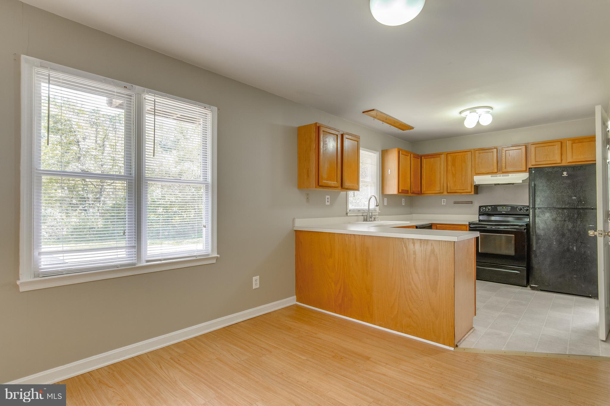 900 Brooke Road Fredericksburg, VA 22405 - Photo 7 of 30 Interior (General)