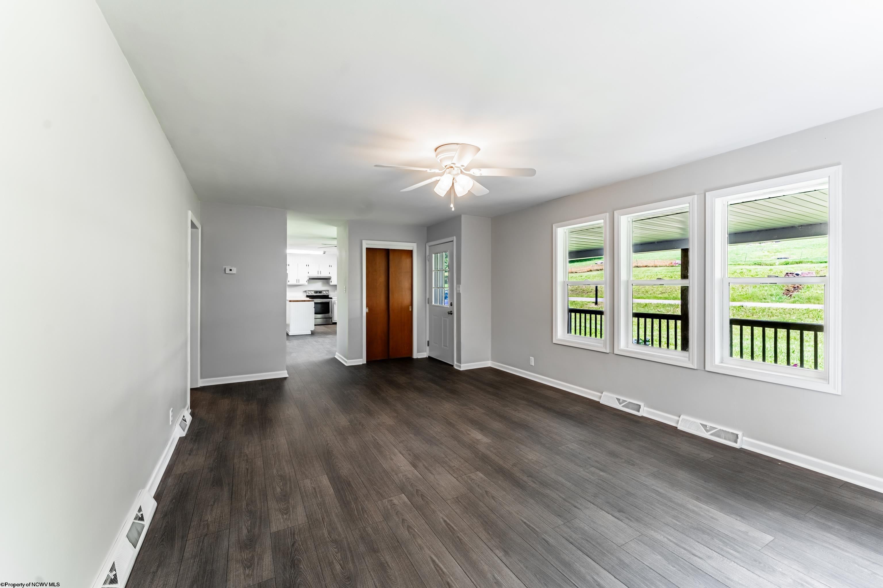 1248 Goshen Road Morgantown, WV 26508 - Photo 4 of 26 Gallery Image 4