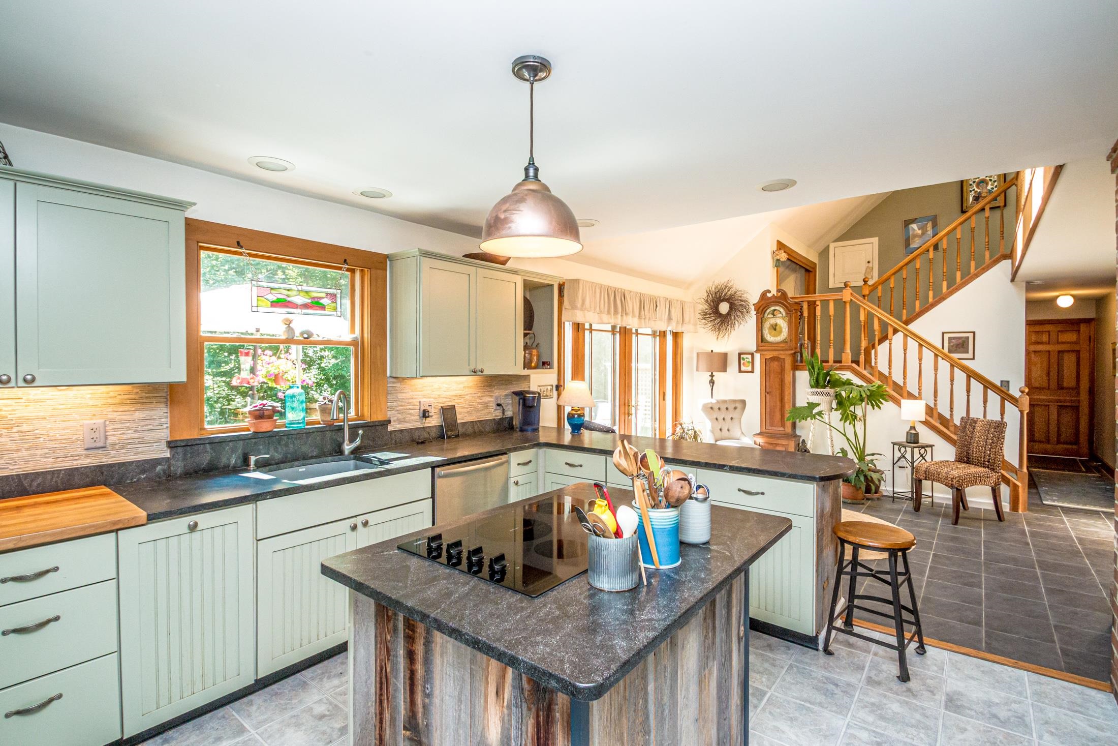 1342 Stark Road Conway, NH 03813 - Photo 18 of 57