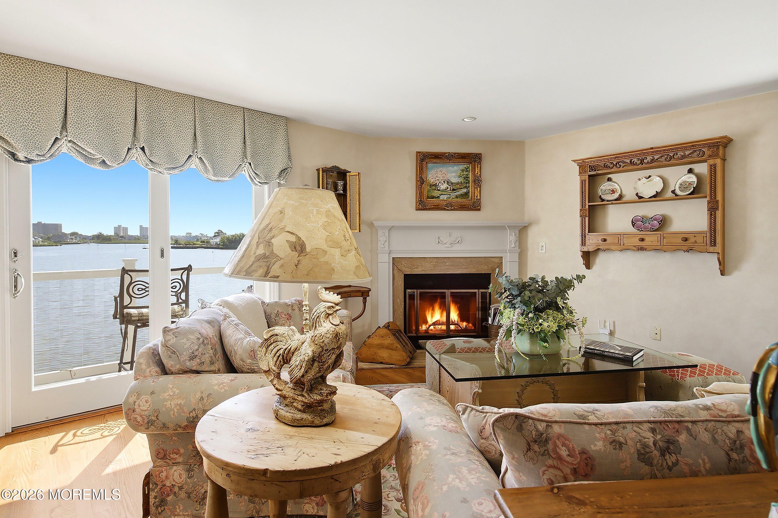 165 Riddle Avenue, Unit 12 Long Branch, NJ 07740 - Photo 20 of 50 Living Room