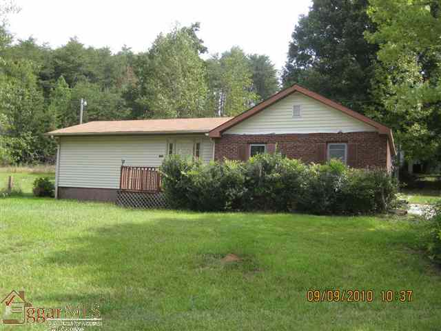2203 Ireland Road Easley, SC 29640 - Photo 1 of 7