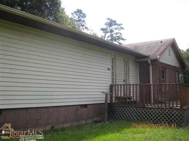 2203 Ireland Road Easley, SC 29640 - Photo 6 of 7