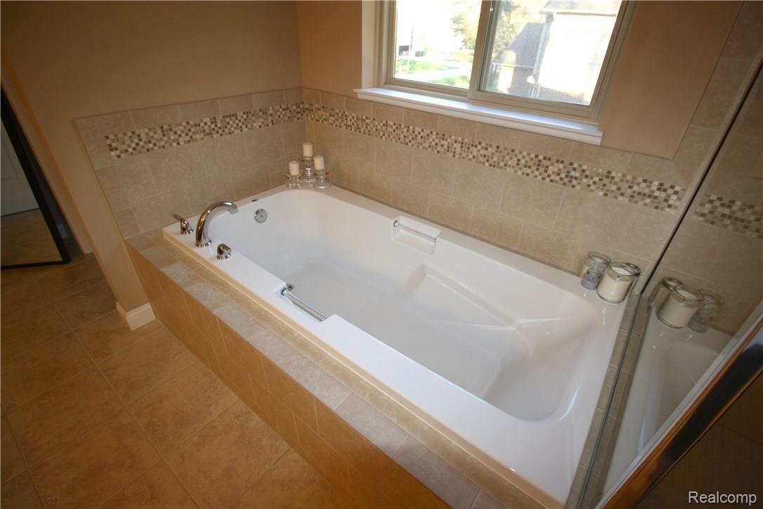 8608 East Pearson Road Utica, MI 48316 - Photo 26 of 44 IMG_1512.jpg