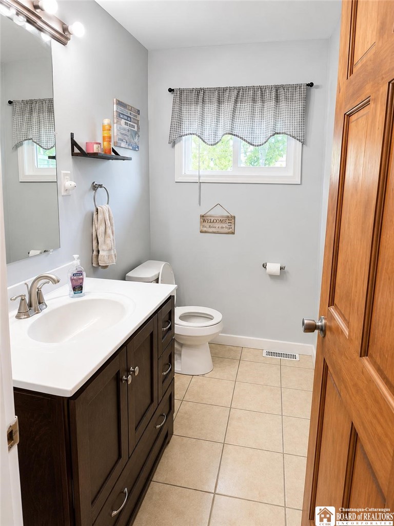 1633 Lakeview Road Lake View, NY 14085 - Photo 16 of 24