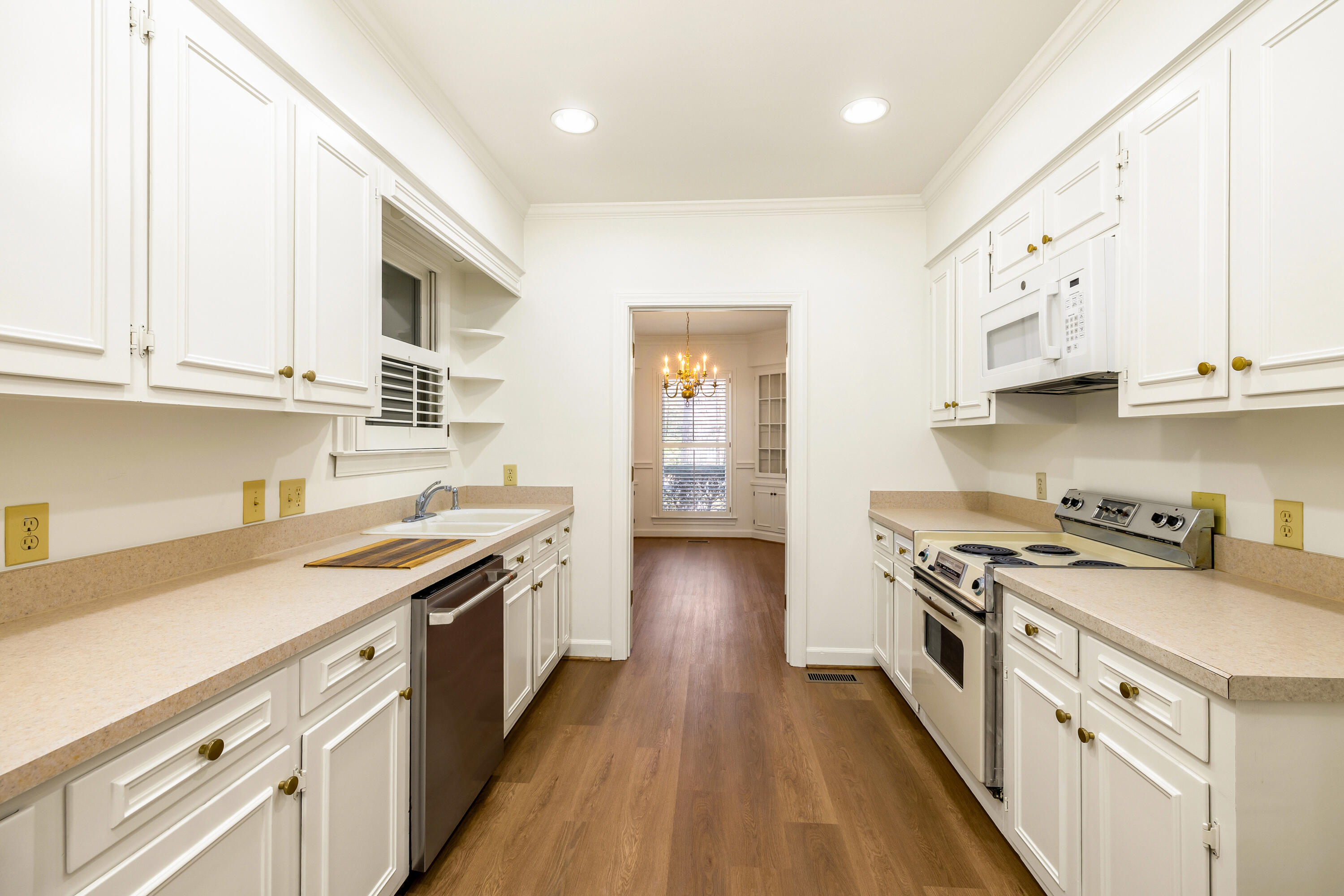 961 Club Lane Sumter, SC 29154 - Photo 16 of 46