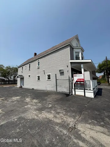 $289,000 | 1317 Lower Broadway, Schenectady, NY 12306