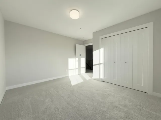 $949,900 | 18250 102nd Place North, Maple Grove, MN 55311