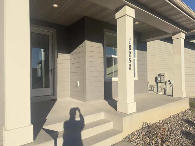 $949,900 | 18250 102nd Place North, Maple Grove, MN 55311