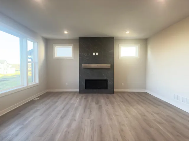 $949,900 | 18250 102nd Place North, Maple Grove, MN 55311