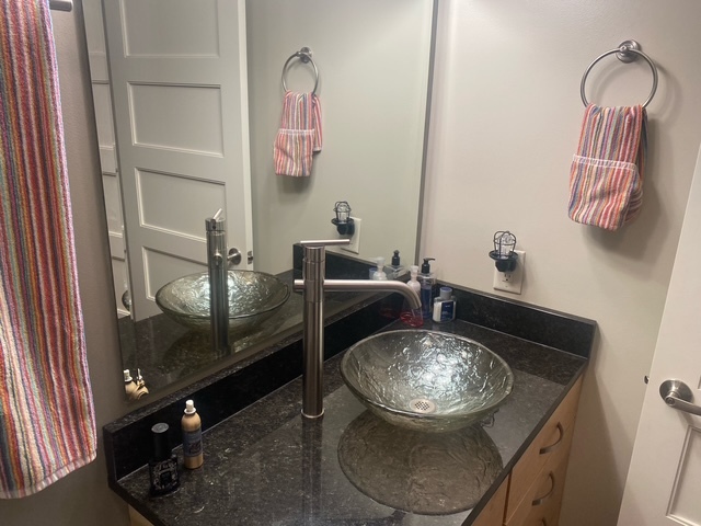 212 North Center Street, Unit 205 Bloomington, IL 61701 - Photo 11 of 25