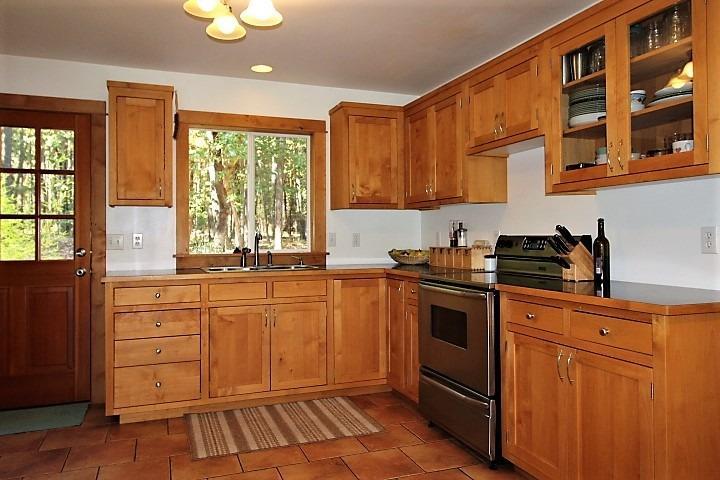 835 Kincaid Road Williams, OR 97544 - Photo 8 of 35 Additional Photo