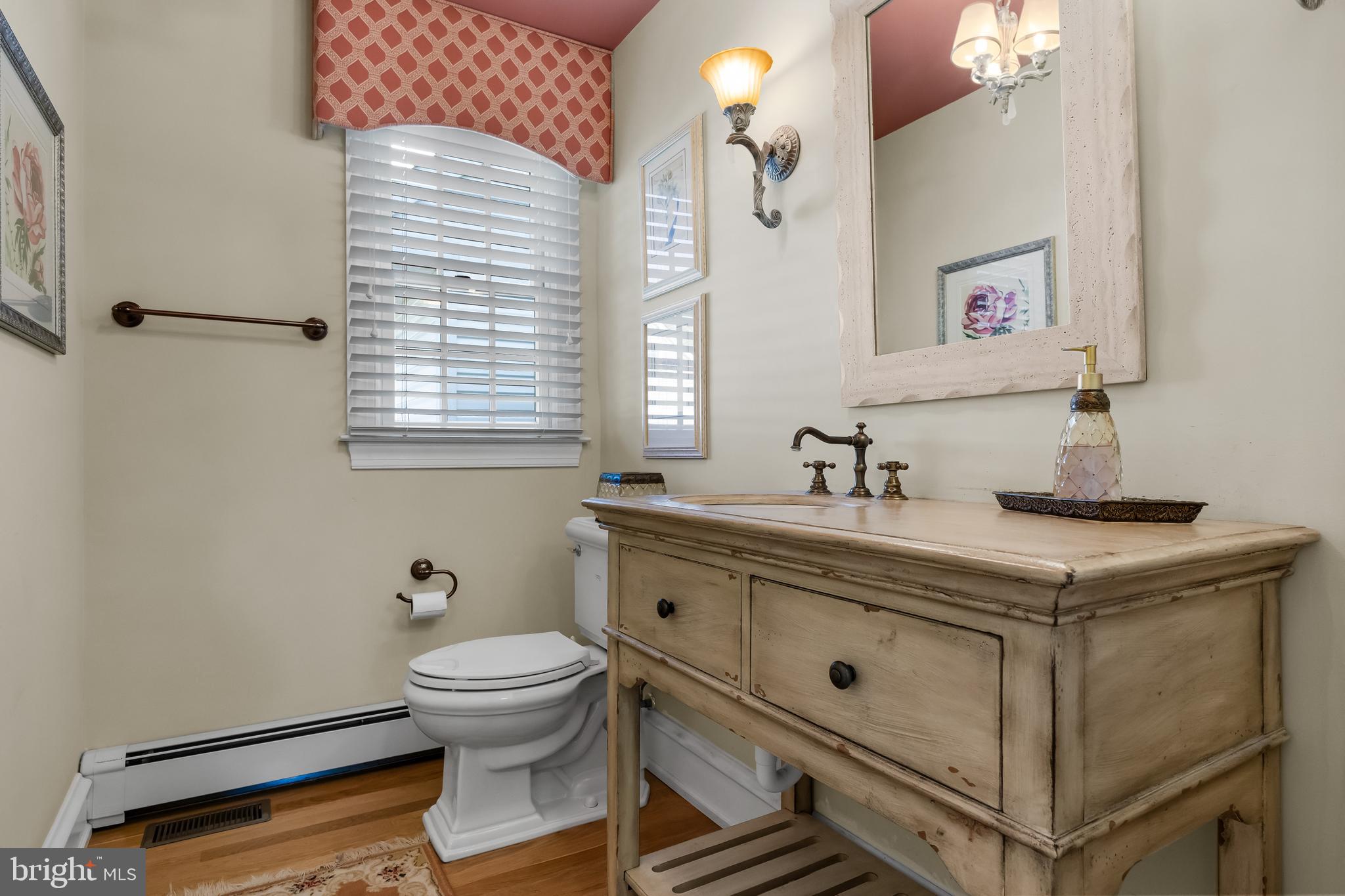 429 East Main Street Maple Shade, NJ 08052 - Photo 19 of 72 First floor powder room