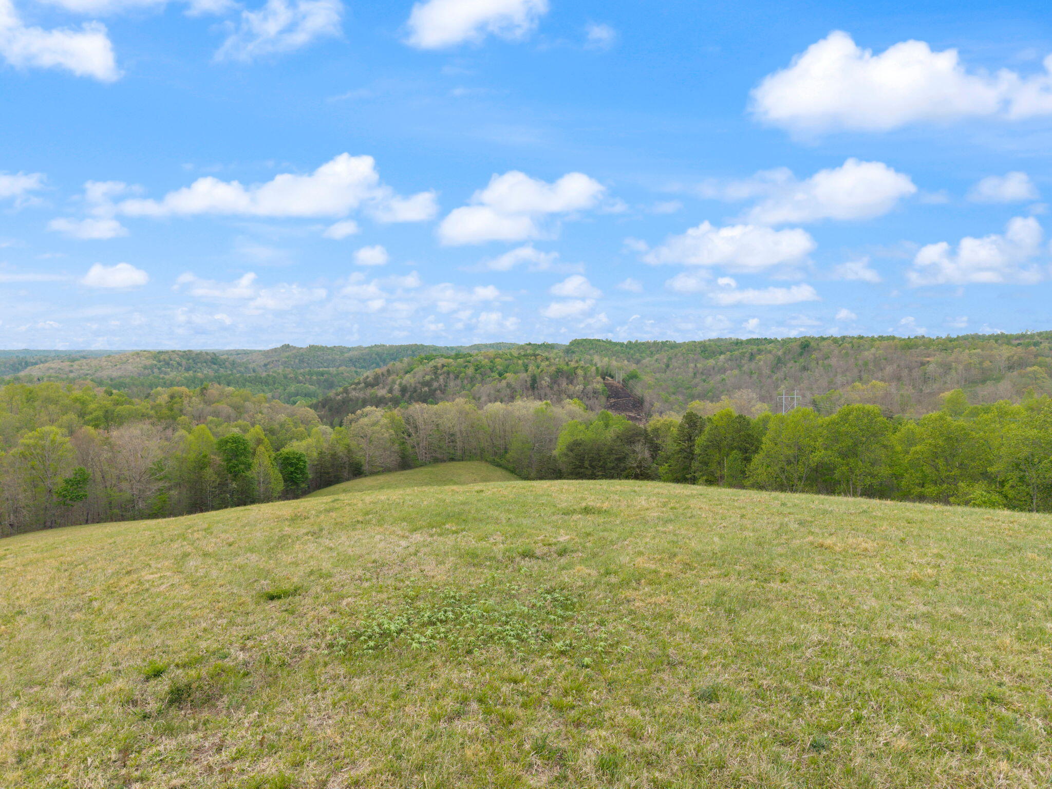 371 Big Branch Road Beattyville, KY 41311 - Photo 5 of 52 49-web-or-mls-DJI_20260416170233_0165_D
