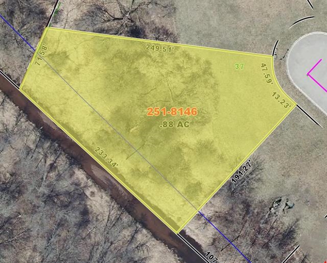 Woodside Circle, Unit 37 Marinette, WI 54143 - Photo 1 of 1