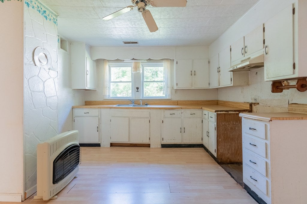 8090 Wilderness Road Bland, VA 24315 - Photo 12 of 50 Gallery Image 12