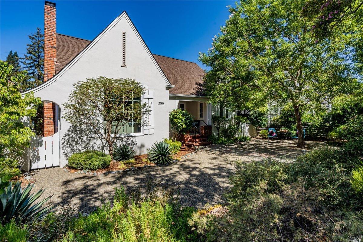 1615 Austin Way Santa Rosa, CA 95404 - Photo 1 of 1 a view of a house with a yard