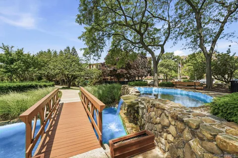 $525,000 | 2 Bay Club Drive, Unit 6F | Bay Terrace