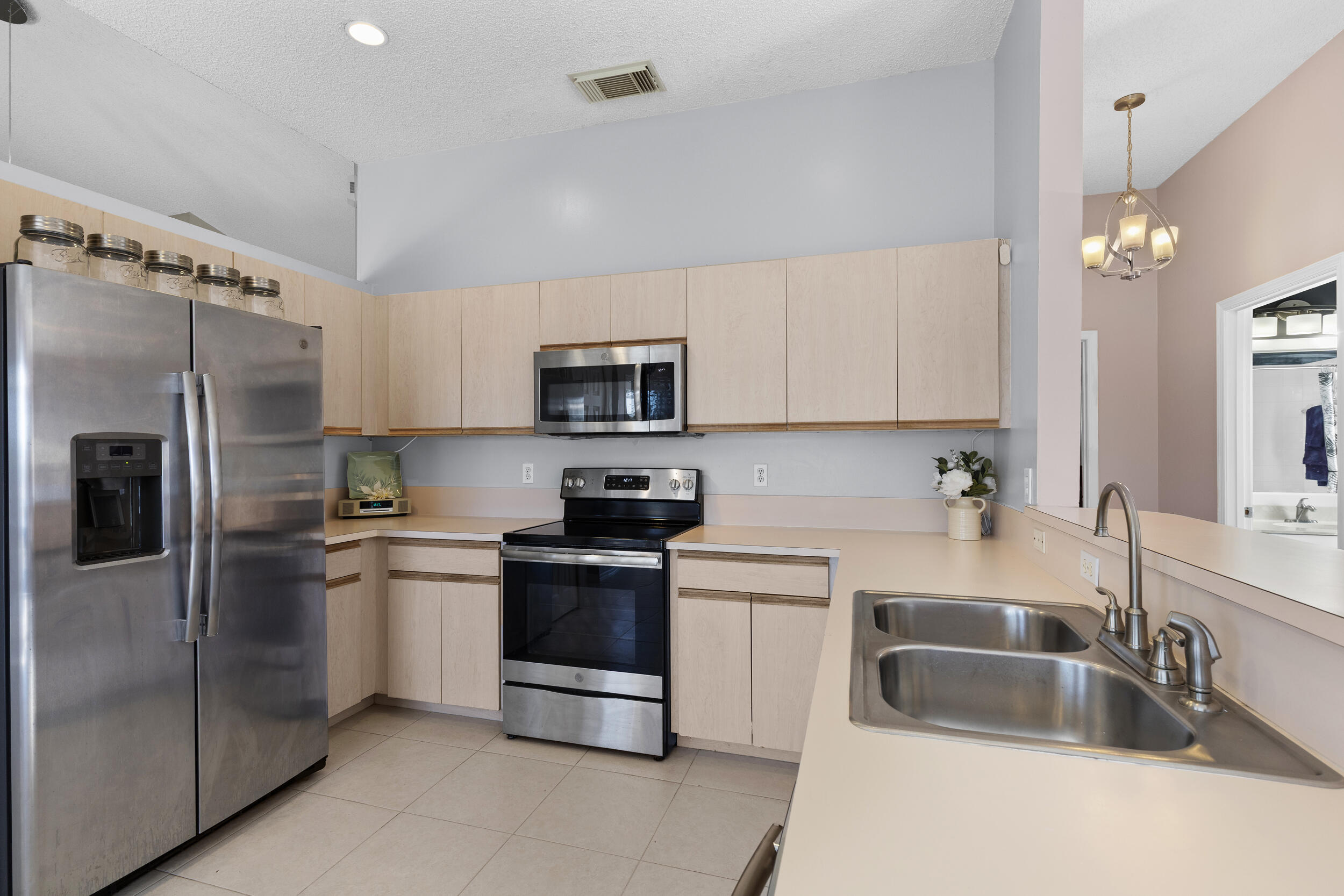 5192 Northwest Ever Road Port St. Lucie, FL 34983 - Photo 20 of 52 13_img_0889