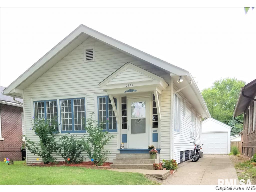 2177 Yale Boulevard Springfield, IL 62703 - Photo 1 of 22