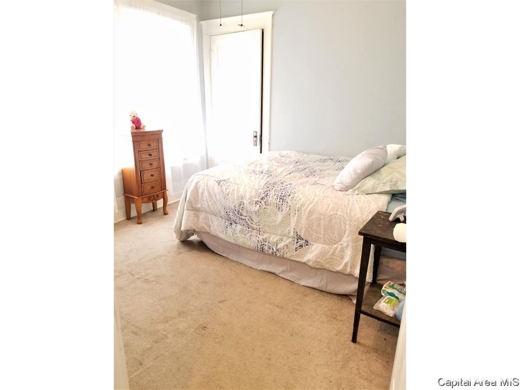 2177 Yale Boulevard Springfield, IL 62703 - Photo 15 of 22