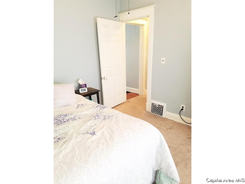 2177 Yale Boulevard Springfield, IL 62703 - Photo 16 of 22